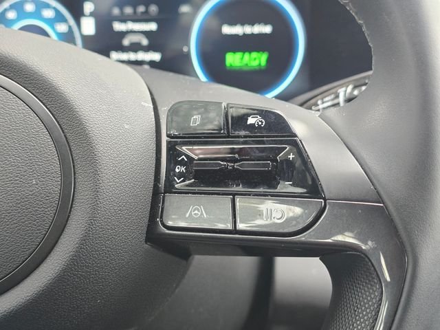 Certified Used 2025 Red Hyundai SEL Sport image 26