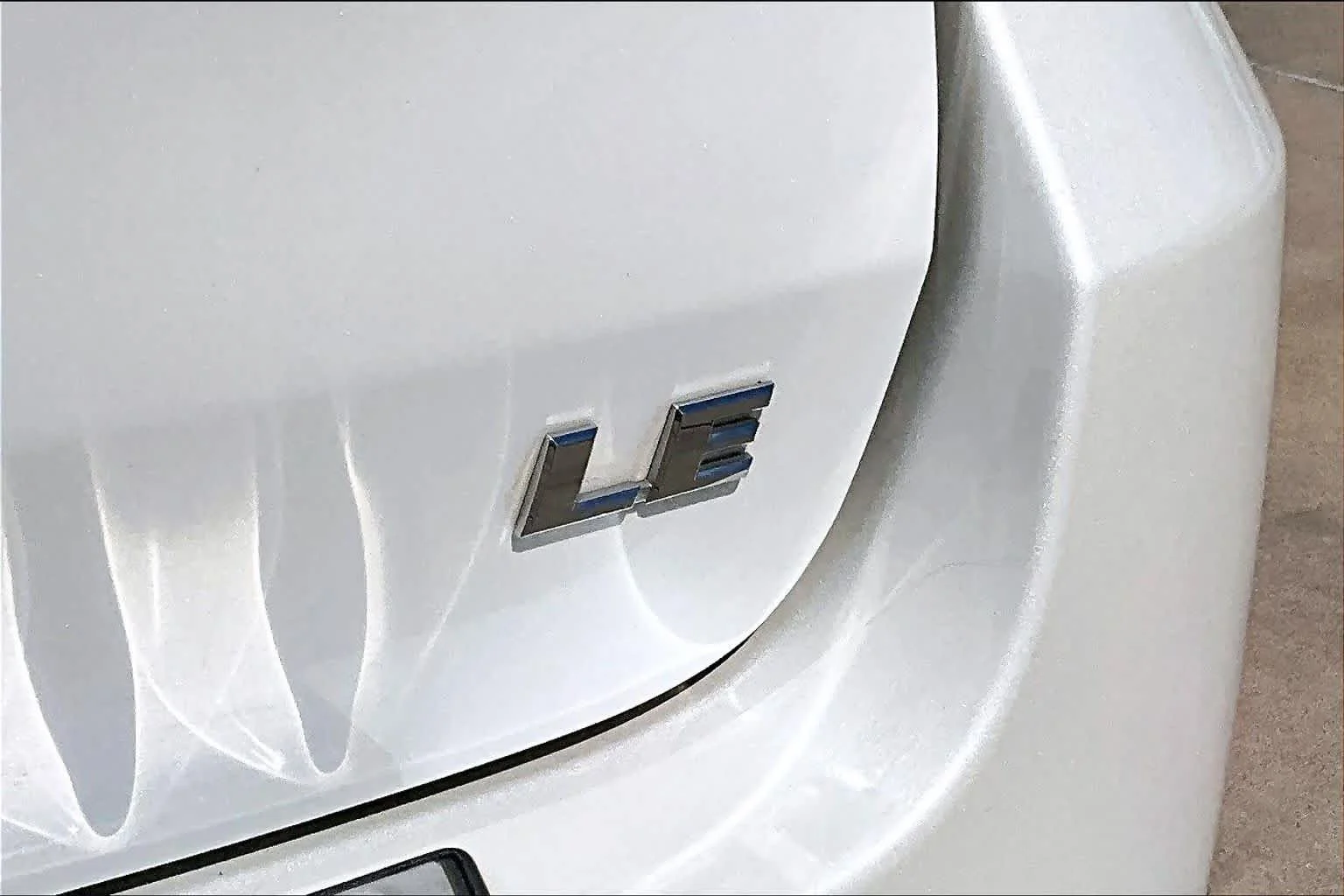 Used 2017 Blizzard Pearl Toyota LE image 10