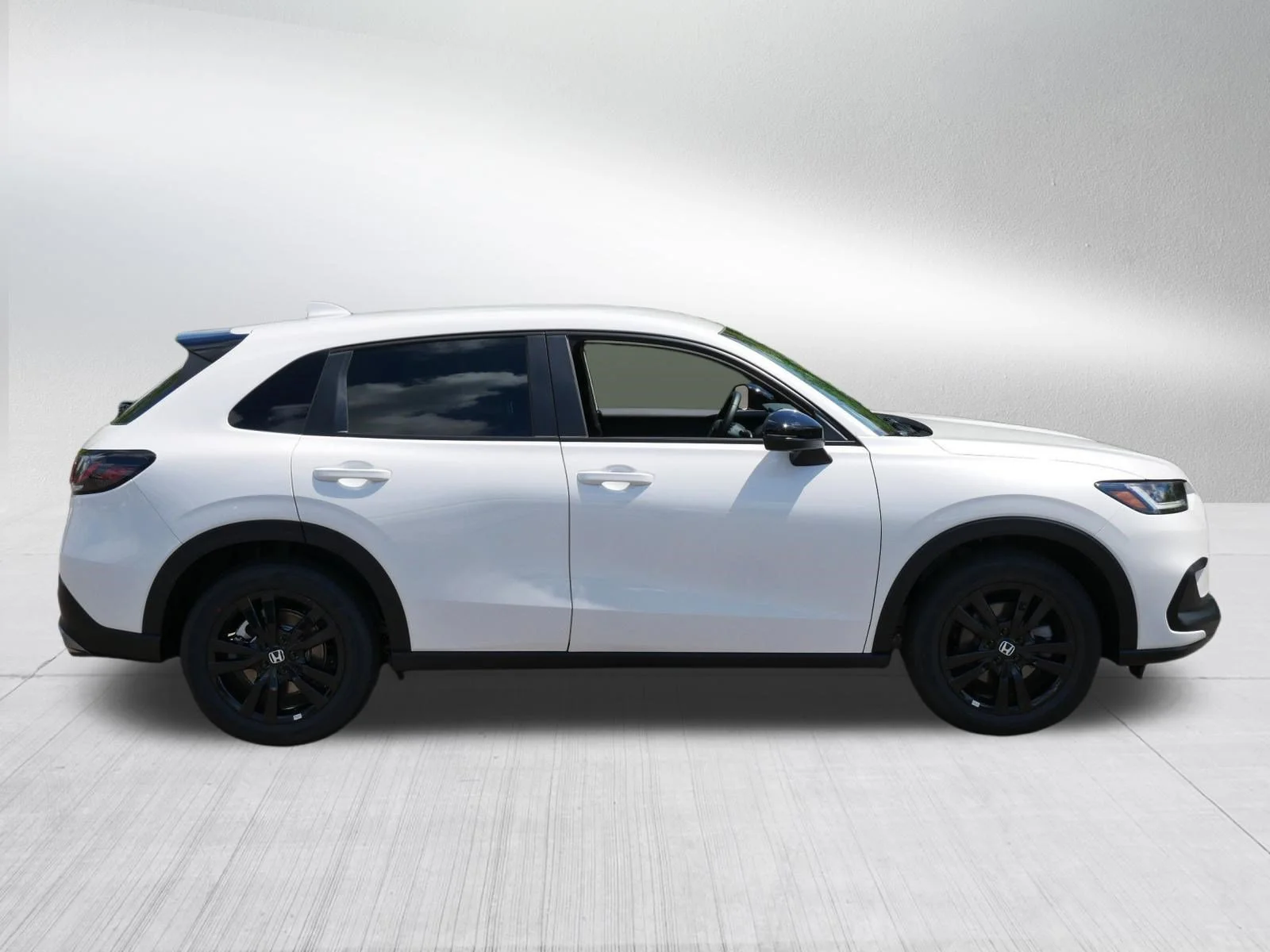2026 Honda HR-V Sport - Photo 8