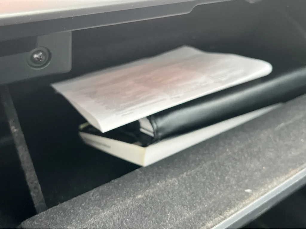 Used 2019 Ice Silver Metallic Subaru Limited image 17