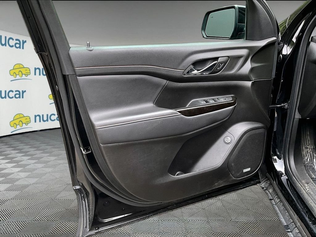 Used 2023 Black GMC AT4 image 8