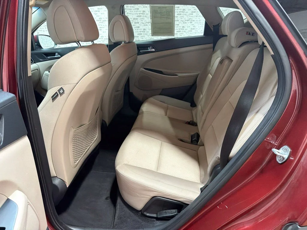 Used 2017 Ruby Wine Hyundai SE image 14
