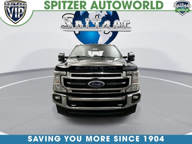 Used 2021 Black Metallic Ford Lariat image 4