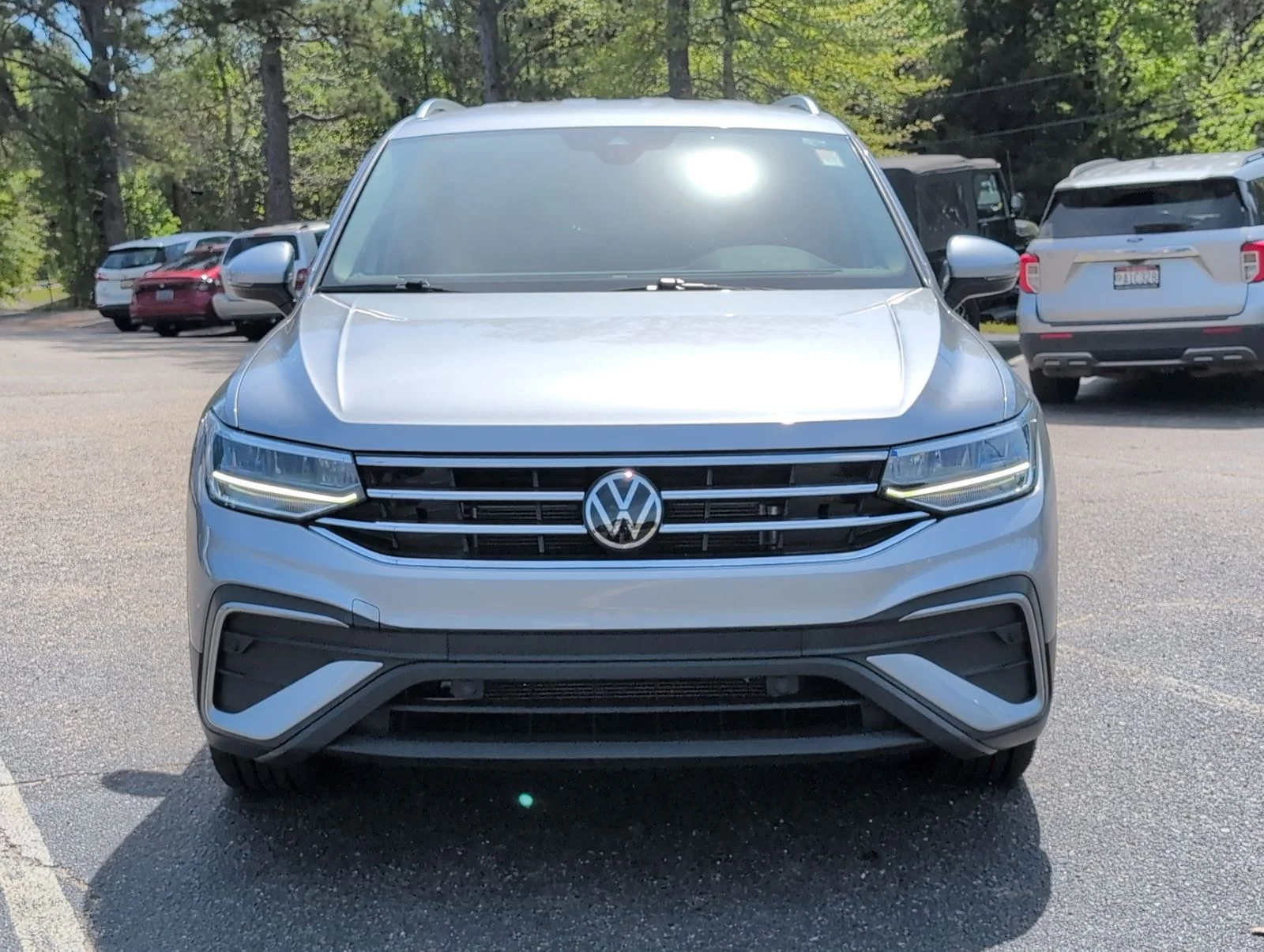 2024 Volkswagen Tiguan SE - Photo 9