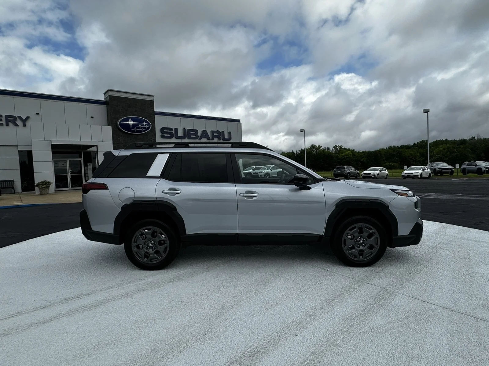 New 2026 ICE SILVER METALLIC Subaru Premium image 8