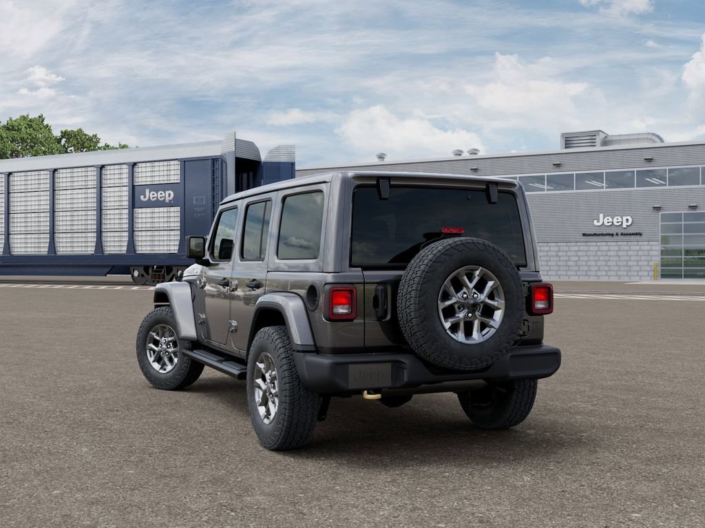 New 2026 Granite Crystal Metallic Clear-Coat Exterior Paint Jeep 85th Anniversary Edition image 4