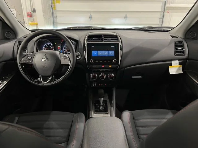 2026 Mitsubishi Outlander Sport SE - Photo 11