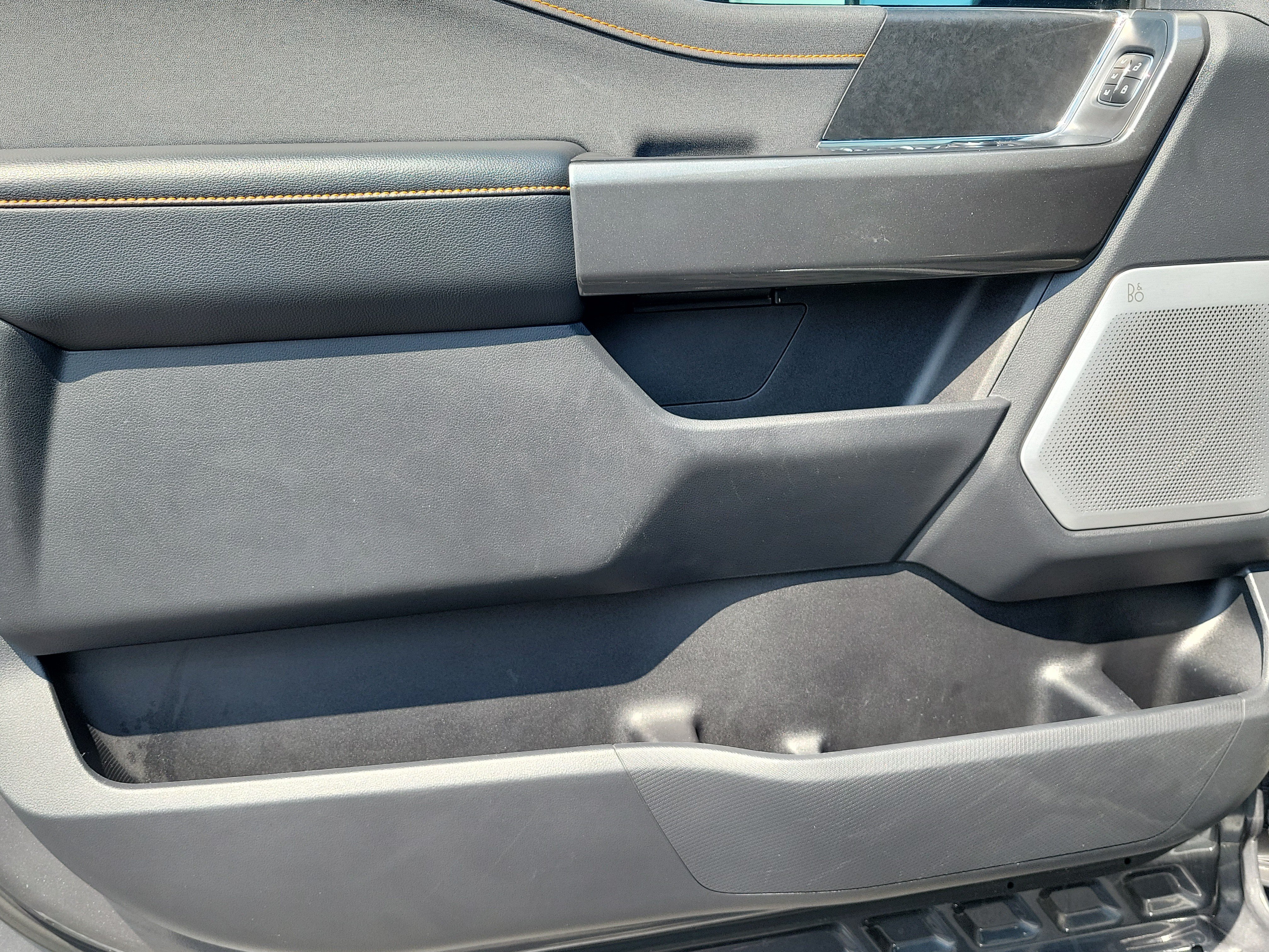 Used 2023 Gray Metallic Ford Tremor image 11