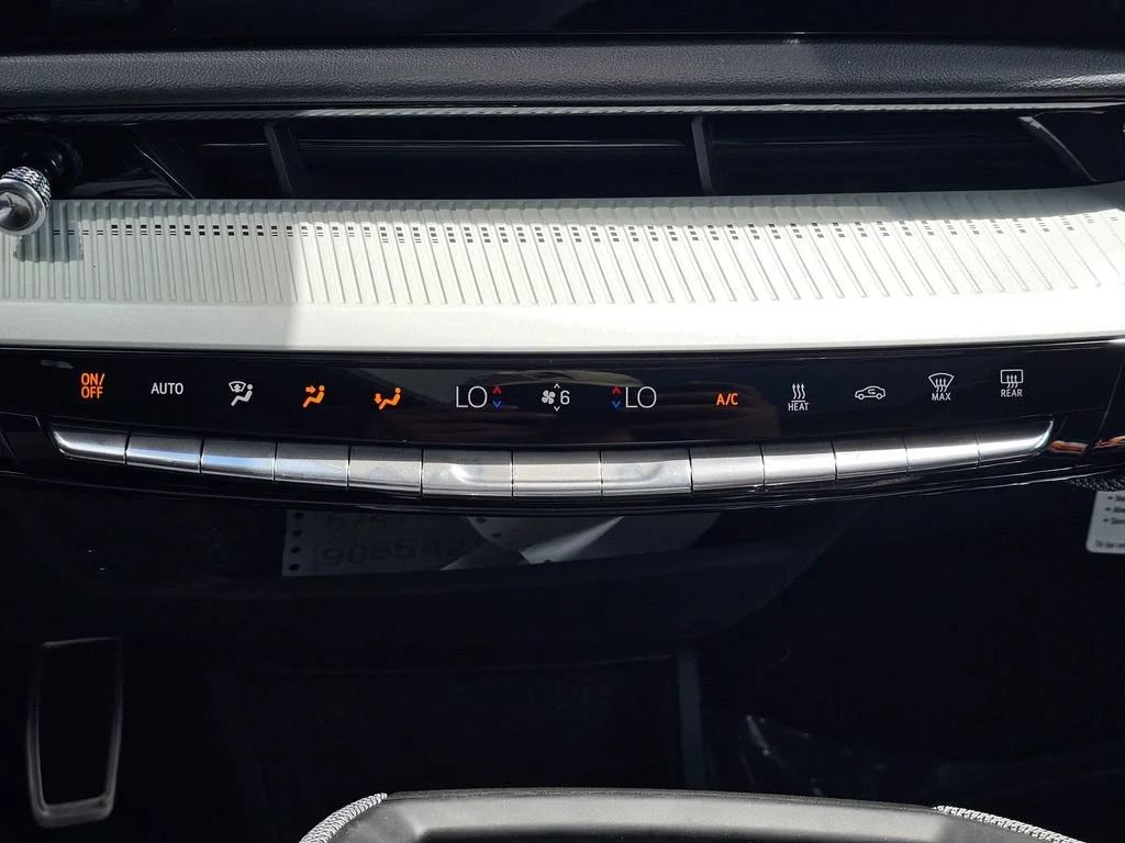 New 2026 Vibrant White Tricoat Cadillac Sport image 31