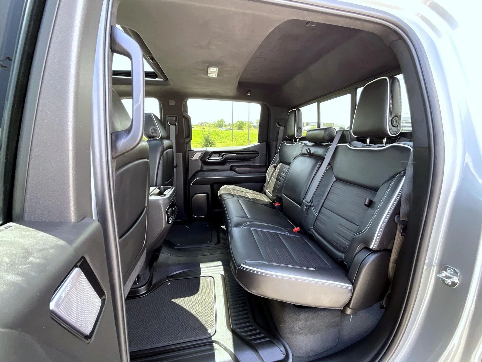 Used 2026 Silver GMC AT4X image 19