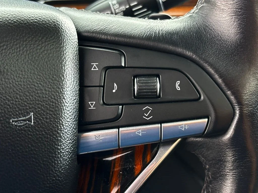 2024 Cadillac Escalade ESV Premium Luxury - Photo 22