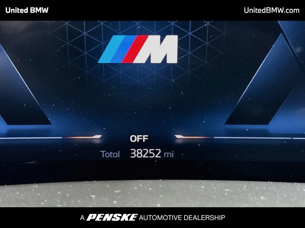 Used 2023 Black Sapphire Metallic BMW M60i image 7