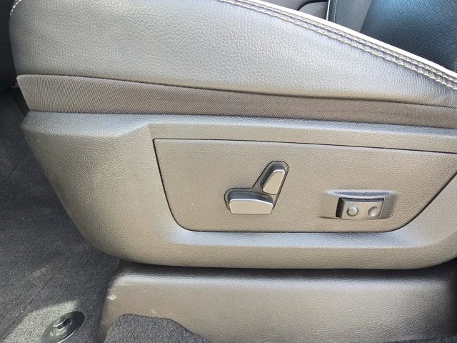 Used 2025 Gray Ram Laramie image 31