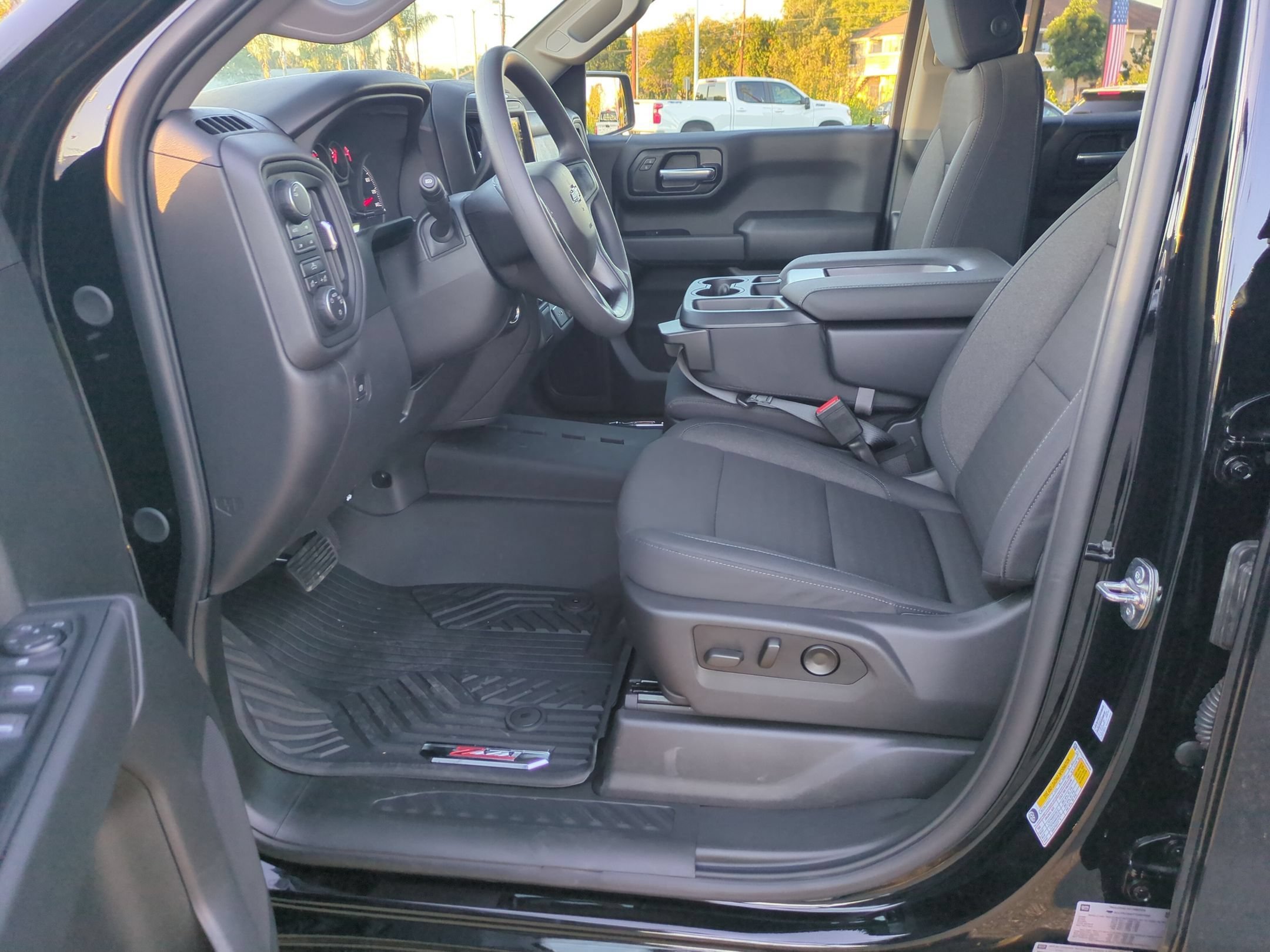 2026 Chevrolet Silverado 1500 Custom Trail Boss - Photo 11