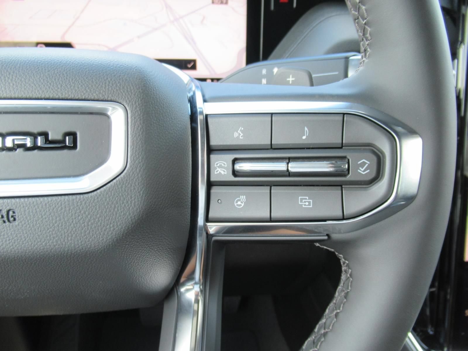 2026 GMC Yukon Denali - Photo 26