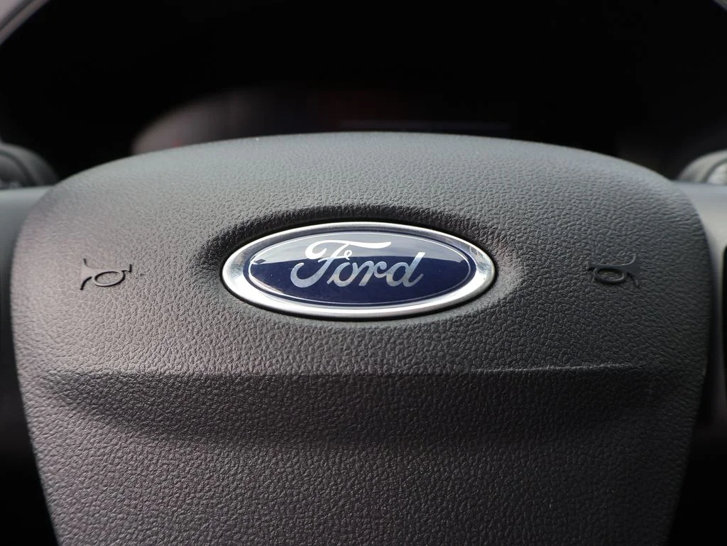 Used 2025 Gray Ford ST-Line image 27