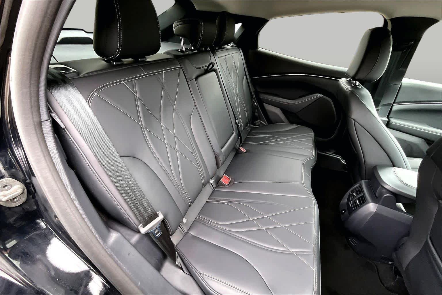 Used 2025 Shadow Black Ford Select image 21