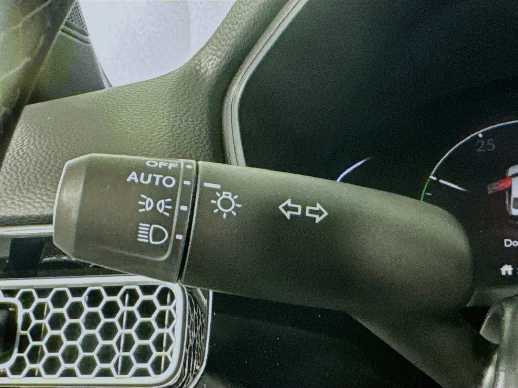 New 2027 Meteorite Gray Metallic Honda Hybrid image 18