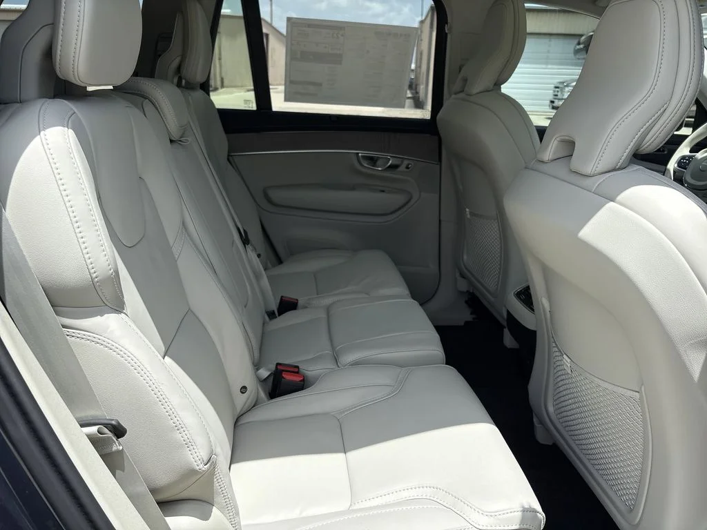 2026 Volvo XC90 Ultra - Photo 28