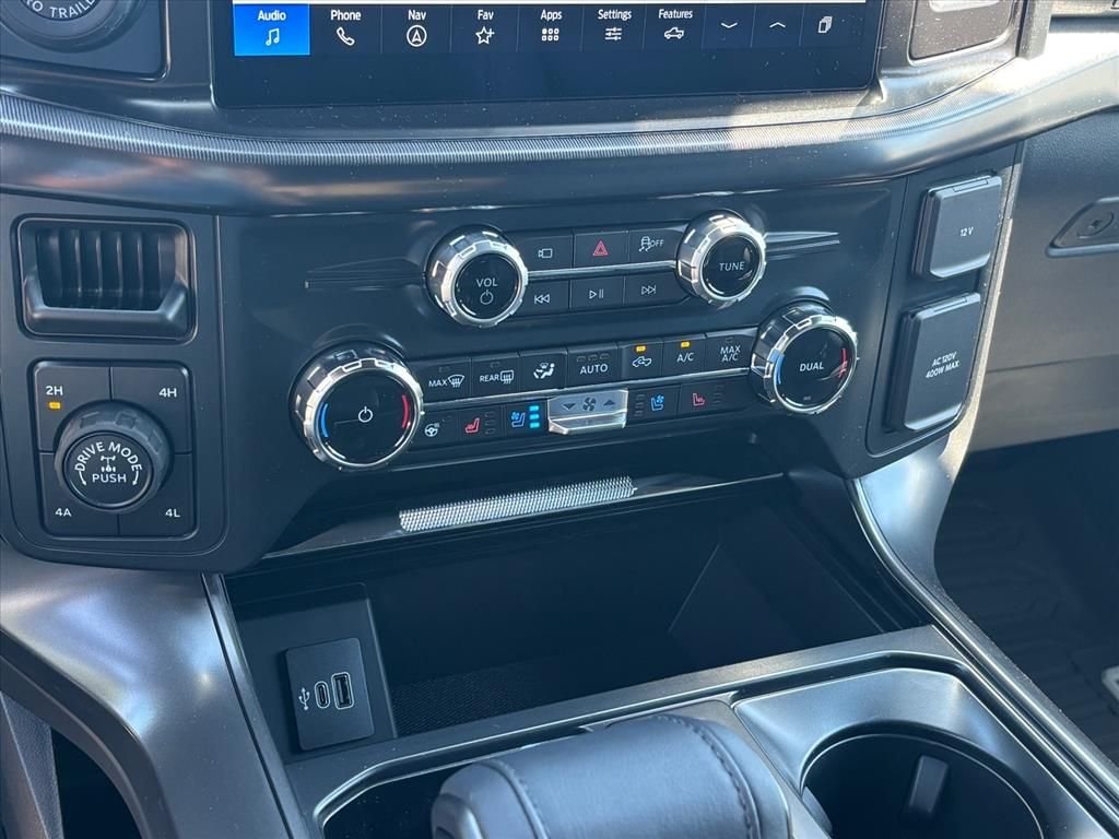 New 2026 Carbonized Gray Metallic Ford Lariat® image 18