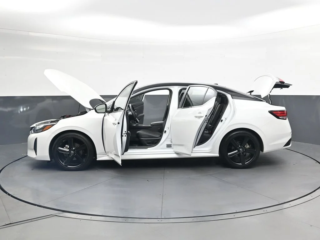 Used 2024 White Nissan SR image 52