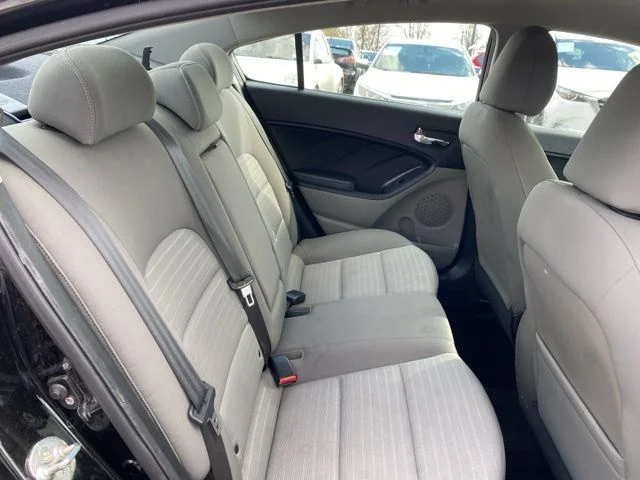 2015 Kia Forte EX - Photo 21