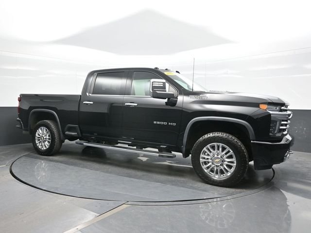 Used 2023 Black Chevrolet High Country image 7