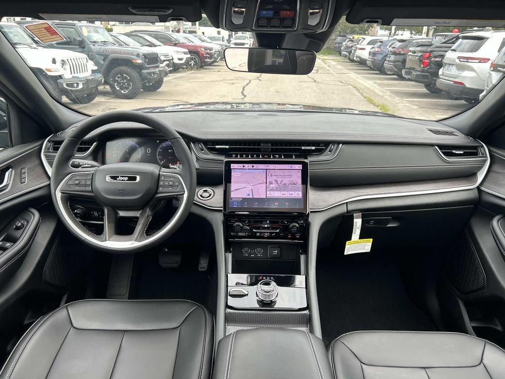 Used 2025 Gray Jeep Limited image 20