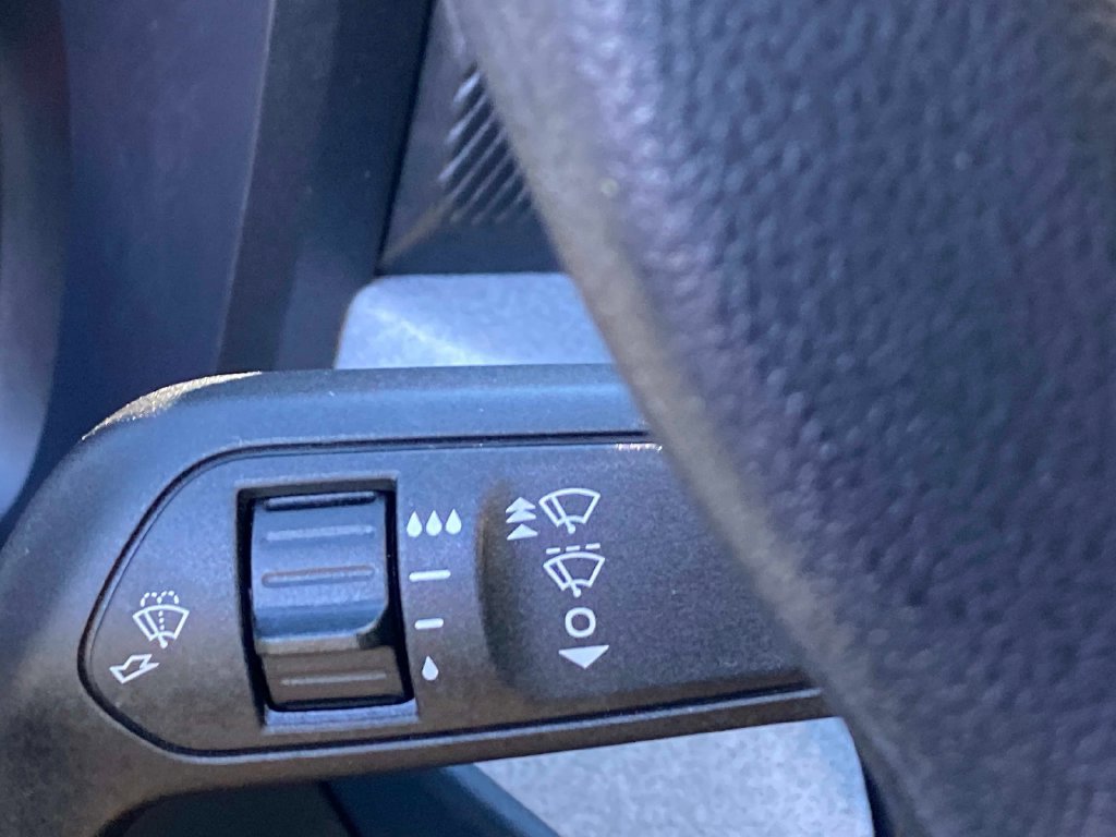 Used 2025 White Ford XLT image 22