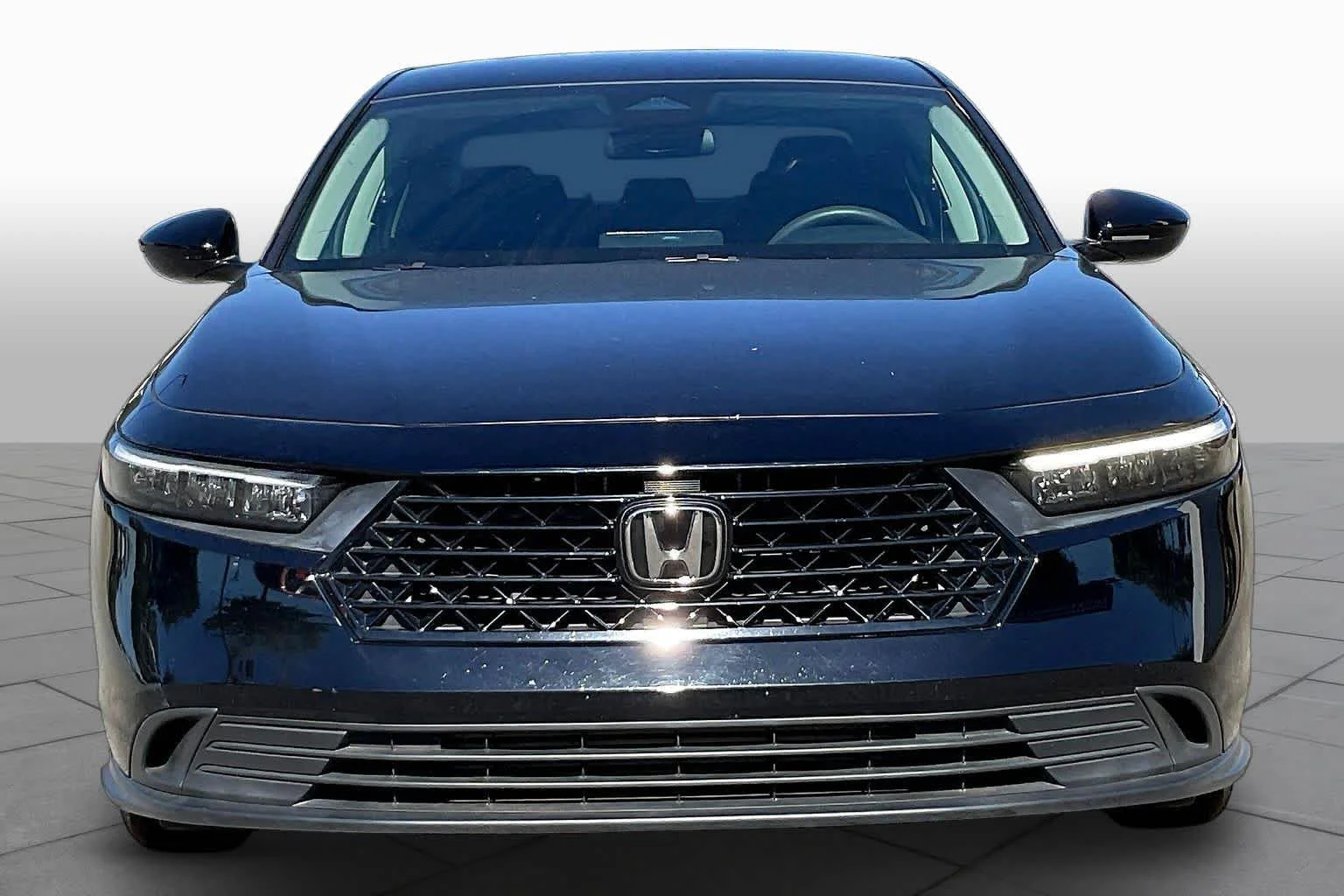 Used 2024 Crystal Black Pearl Honda LX image 4