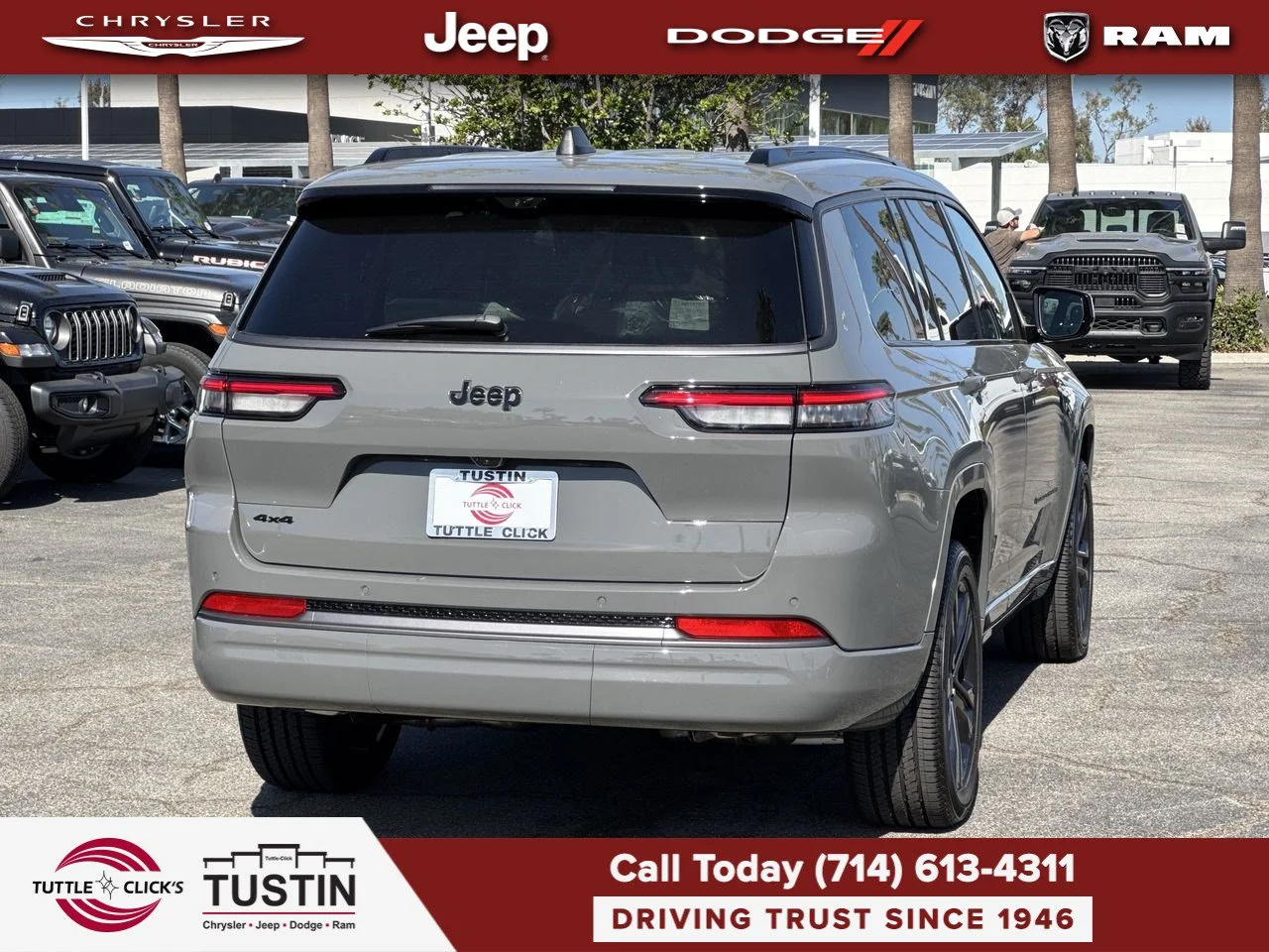 New 2027 Sting-Gray Clear-Coat Paint Jeep Limited Reserve image 10