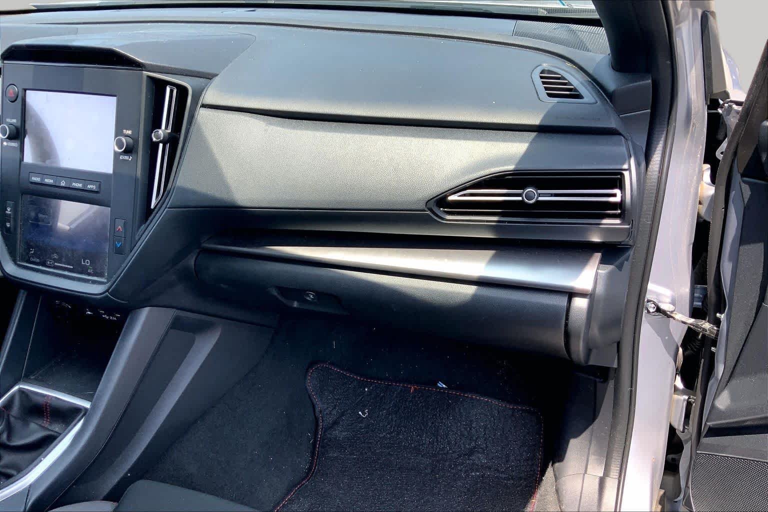 Used 2022 Ice Silver Metallic Subaru  image 19