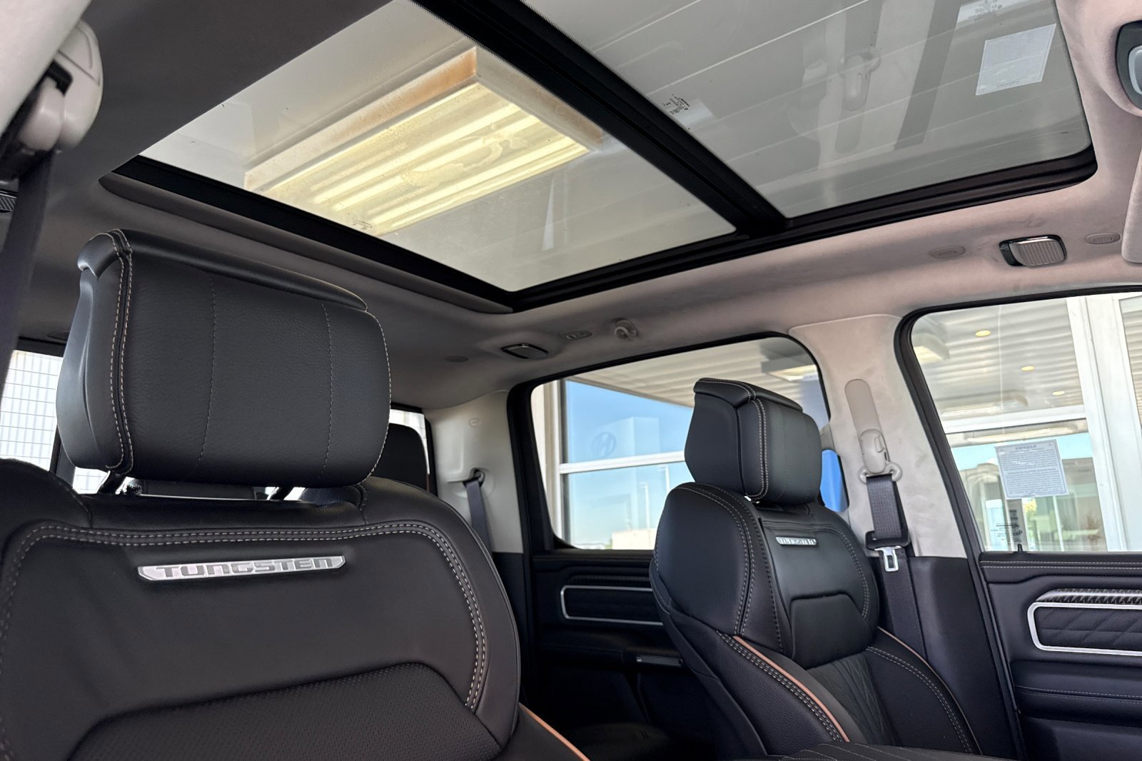 2026 RAM 1500 Tungsten - Photo 16