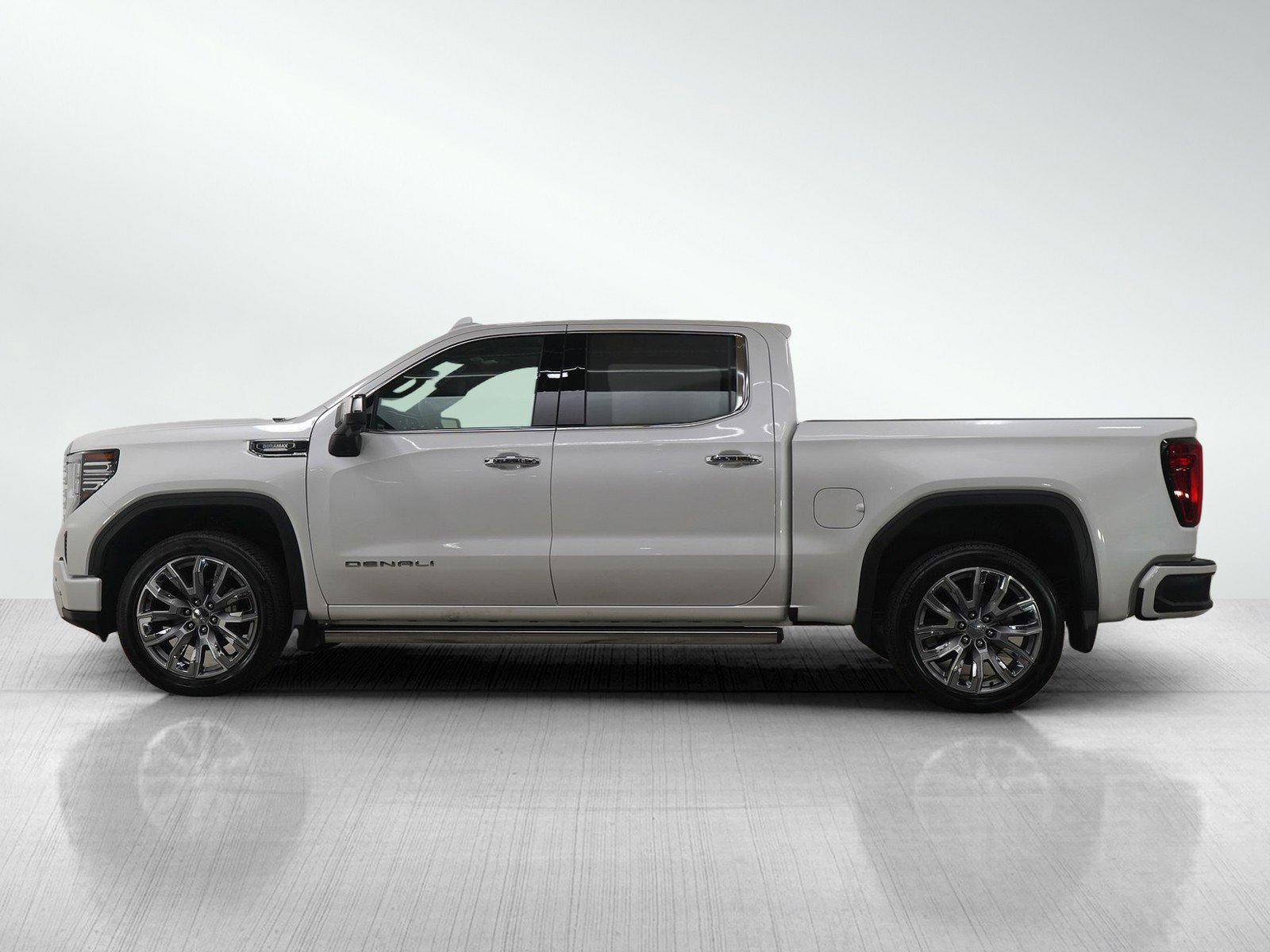 Used 2025 GMC Sierra 1500 Denali with VIN 1GTUUGE85SZ150942 for sale in White Bear Lake, Minnesota