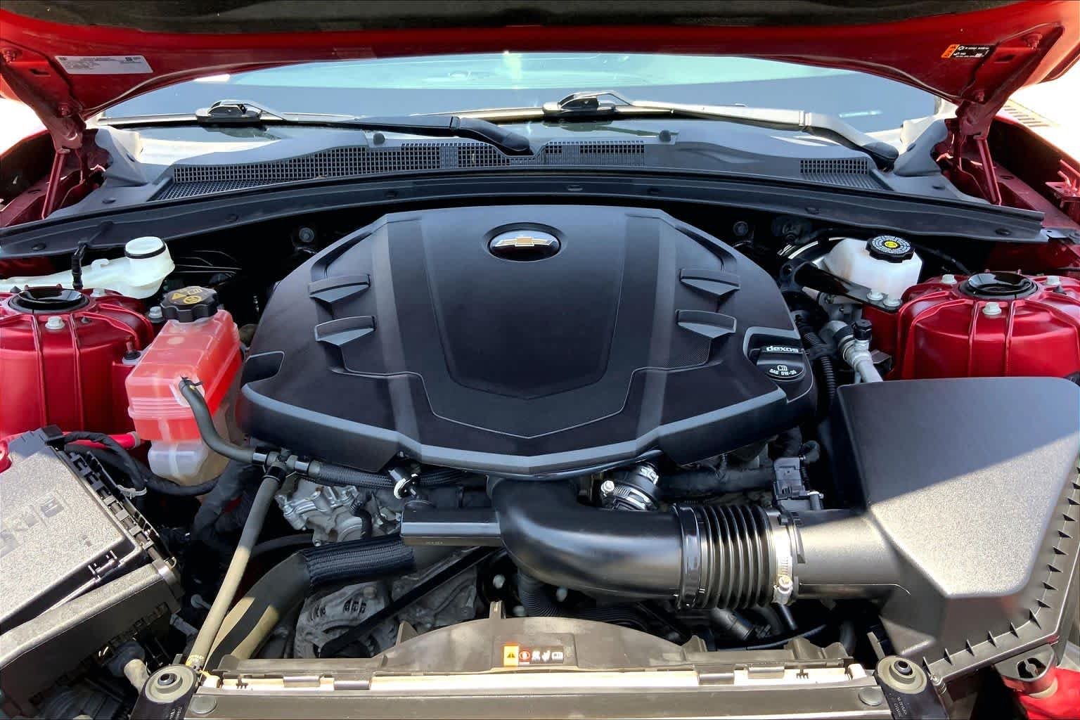 Used 2022 Wild Cherry Tintcoat Chevrolet 2LT image 29