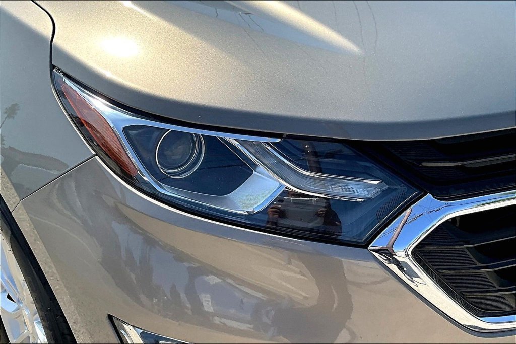 Used 2018 Gray Chevrolet LT image 31