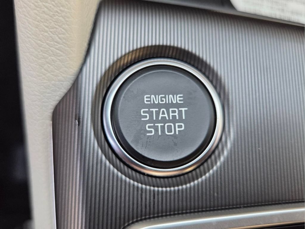 New 2026 Gravity Gray Kia EX image 24