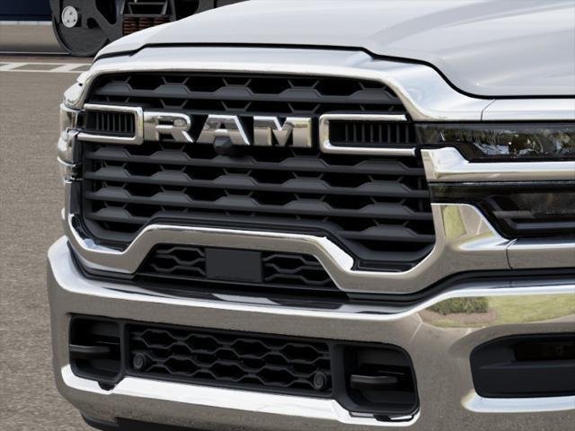 New 2026 Bright White Clearcoat RAM Tradesman image 7