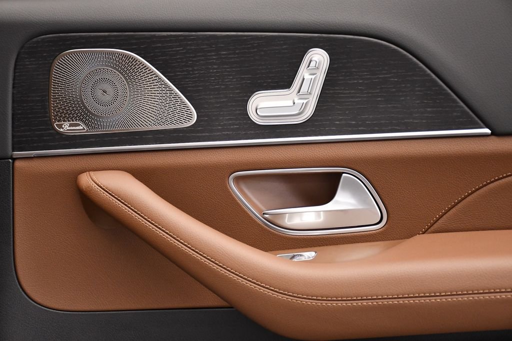 2025 Mercedes-Benz GLS Base - Photo 51