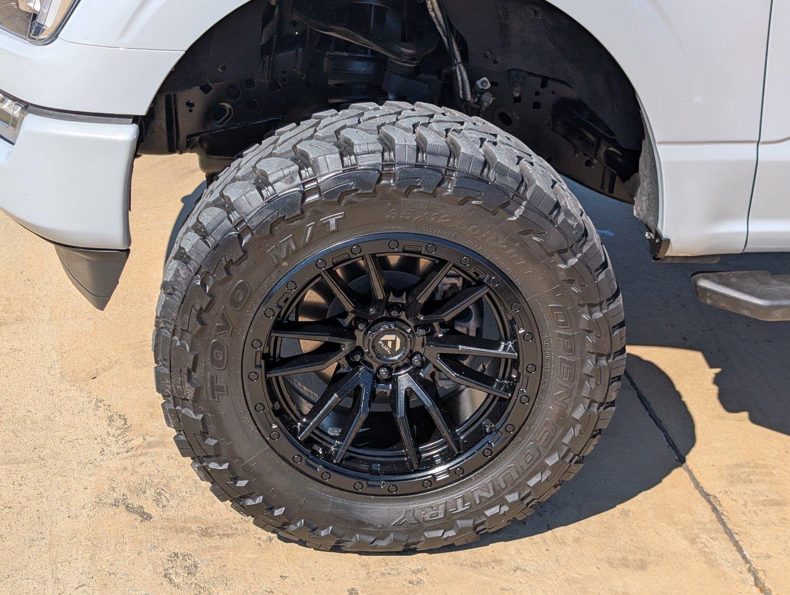 Used 2021 Space White Ford XLT image 12