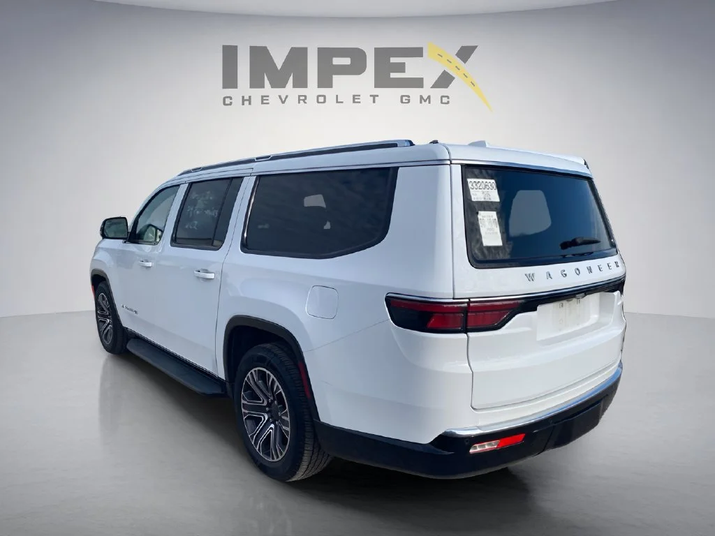 Used 2023 White Jeep Series II image 3