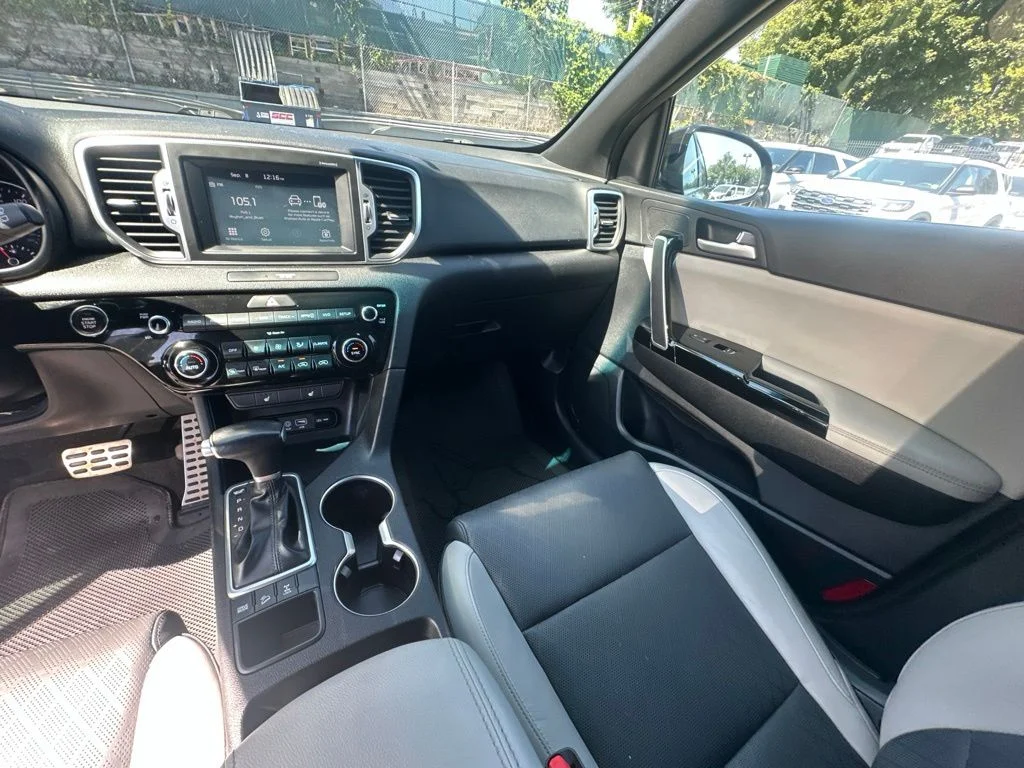 Used 2019 Red Kia EX image 26