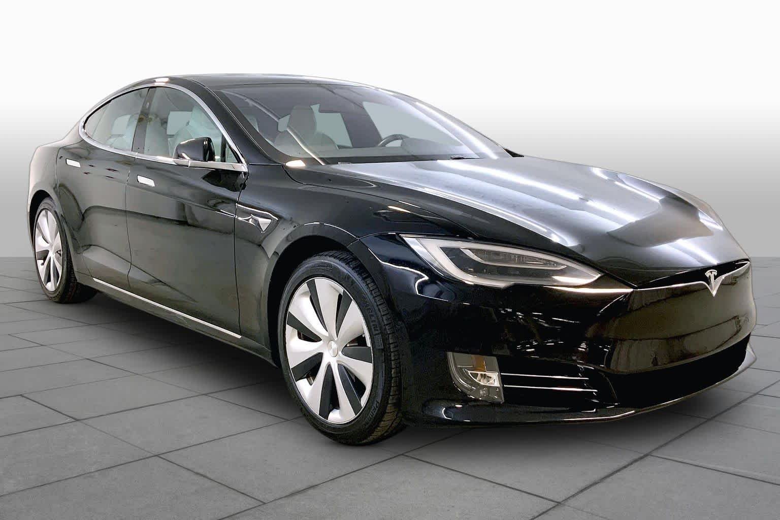 Used 2020 Solid Black Tesla Performance image 2