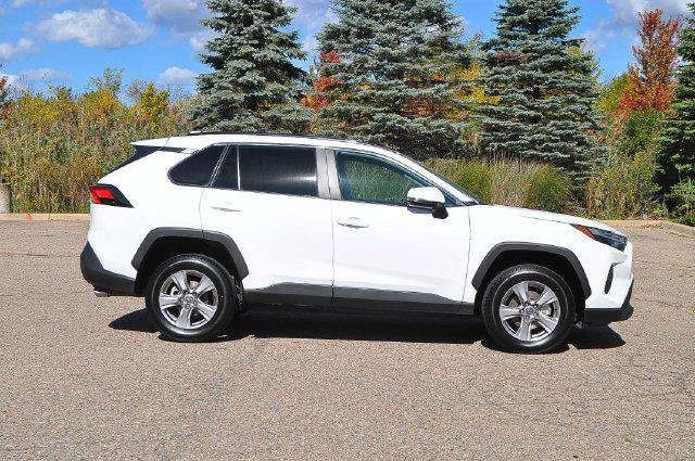 Certified Used 2025 ICE CAP Toyota  image 2
