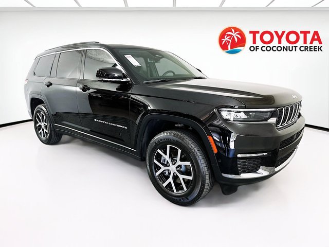 2025 Jeep Grand media 1