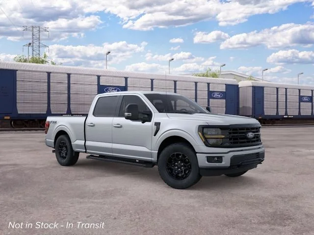 New 2026 Silver Metallic Ford XLT image 7