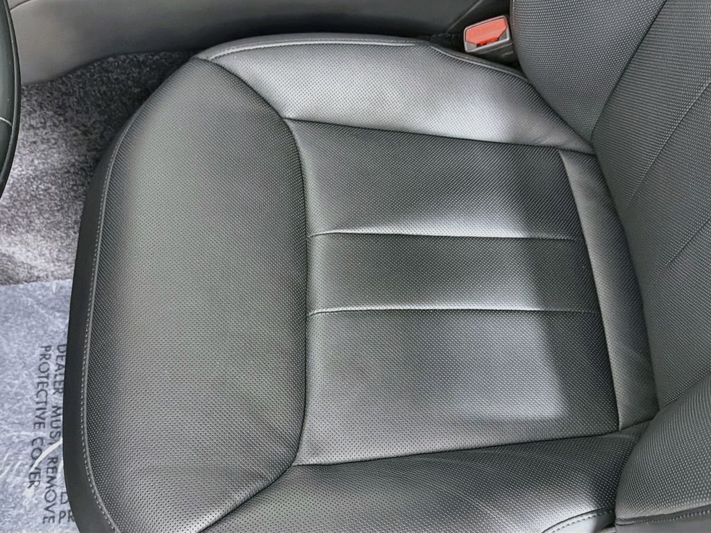 Certified Used 2023 Green Land Rover SE image 20