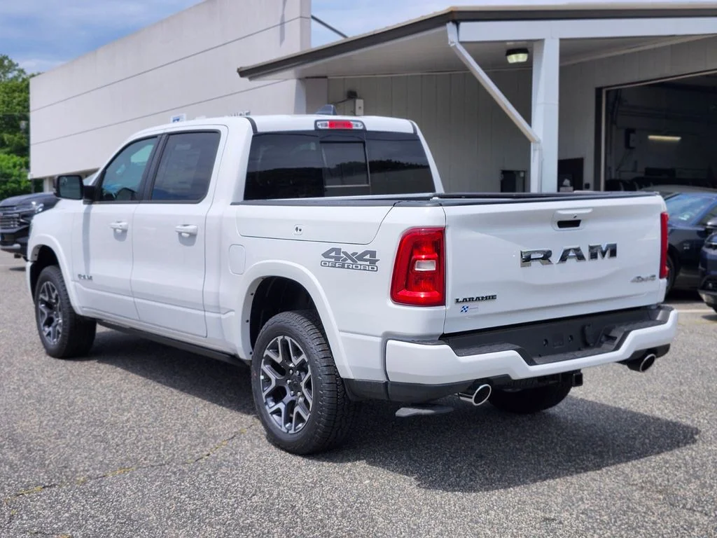 New 2026 Bright White Clear-Coat Exterior Paint RAM Laramie image 3