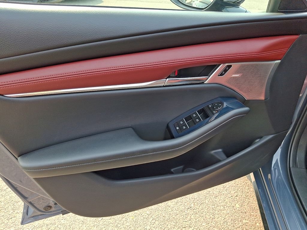 Certified Used 2021 Gray Mazda Premium Plus image 13