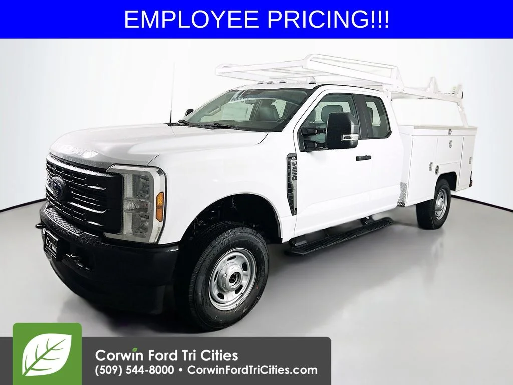 New 2026 Oxford White Ford XL image 5